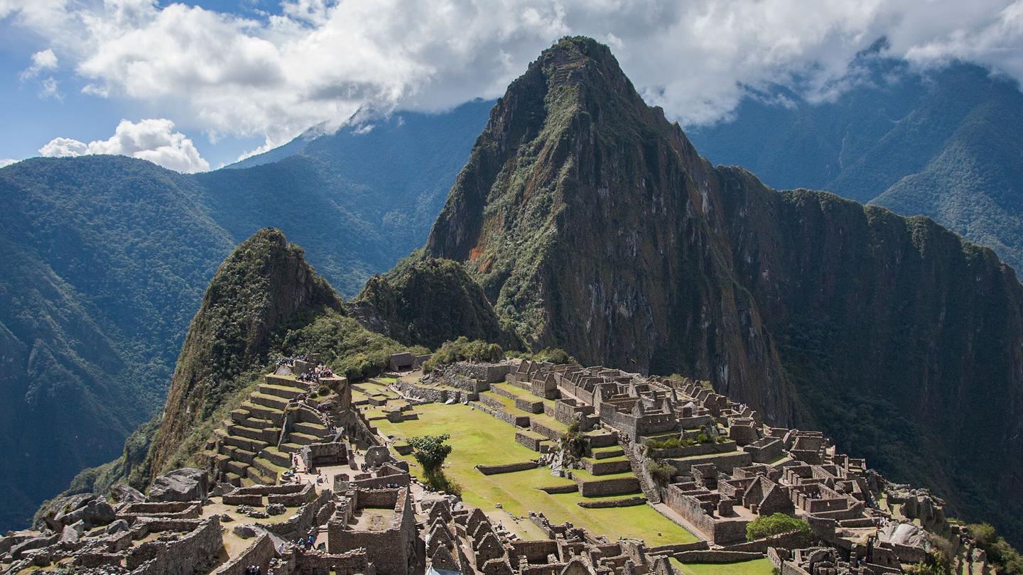 7 day escorted tour (small group) trekking adventure through the Andes