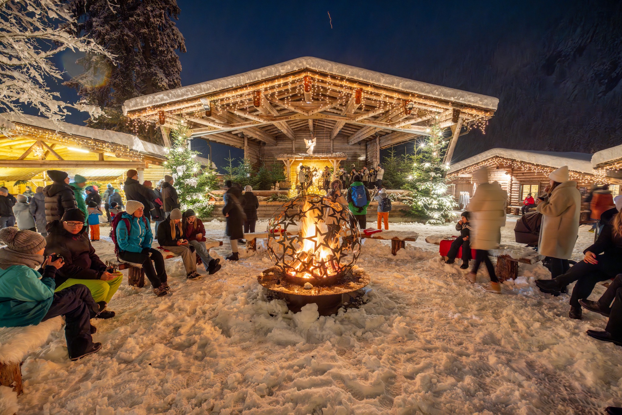 Christmas on the Slopes – Mayrhofen & Glacier Skiing